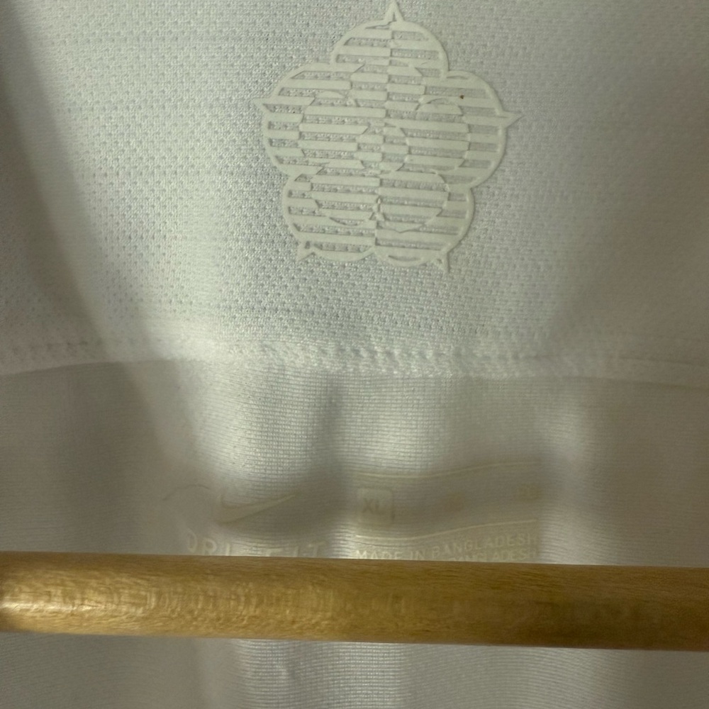Nike Men's White England Soccer Jersey - Picture 6 of 6